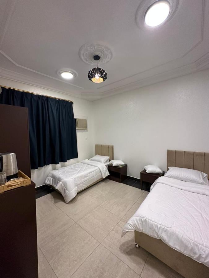 أجنحة الرونق المخدومة Apartment Riyadh
